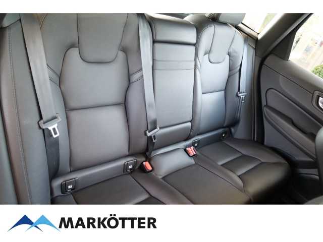 Volvo  B4 AWD Inscription AHK/PANO/HUD/BLIS/CAM/ACC