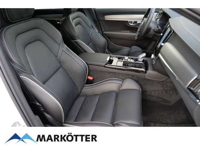 Volvo  T8 Recharge AWD Ultimate Dark/STHZ/PANO/HUD