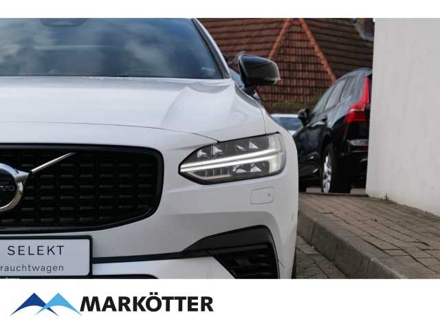 Volvo  T8 Recharge AWD Ultimate Dark/STHZ/PANO/HUD