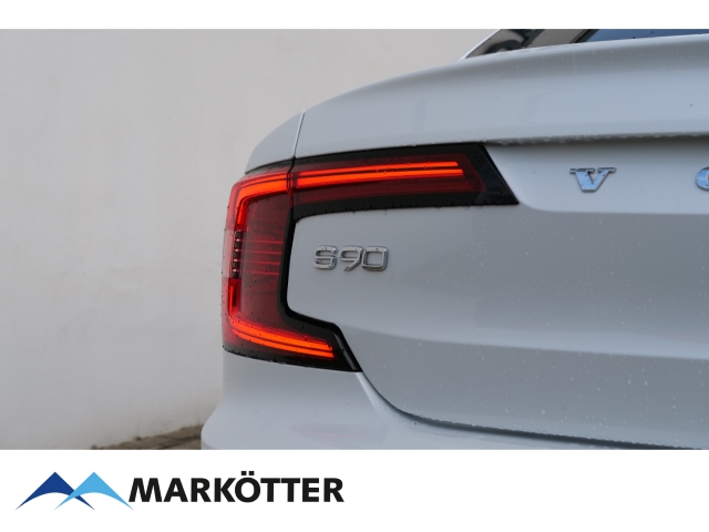 Volvo  T8 Recharge AWD Ultimate Dark/STHZ/PANO/HUD