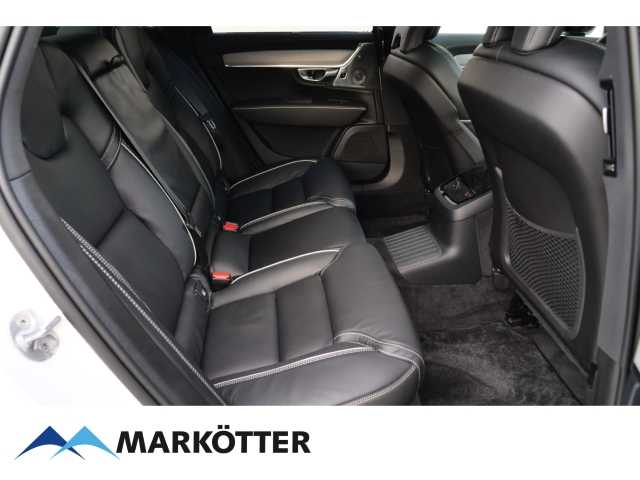 Volvo  T8 Recharge AWD Ultimate Dark/STHZ/PANO/HUD