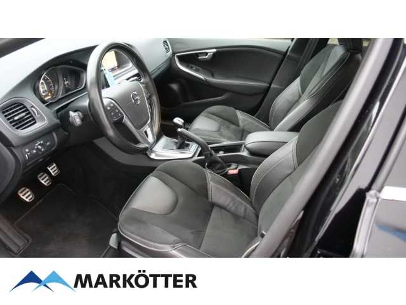 Volvo  D2 R-Design Navi/LED/Kamera/Keyless/18-Zoll