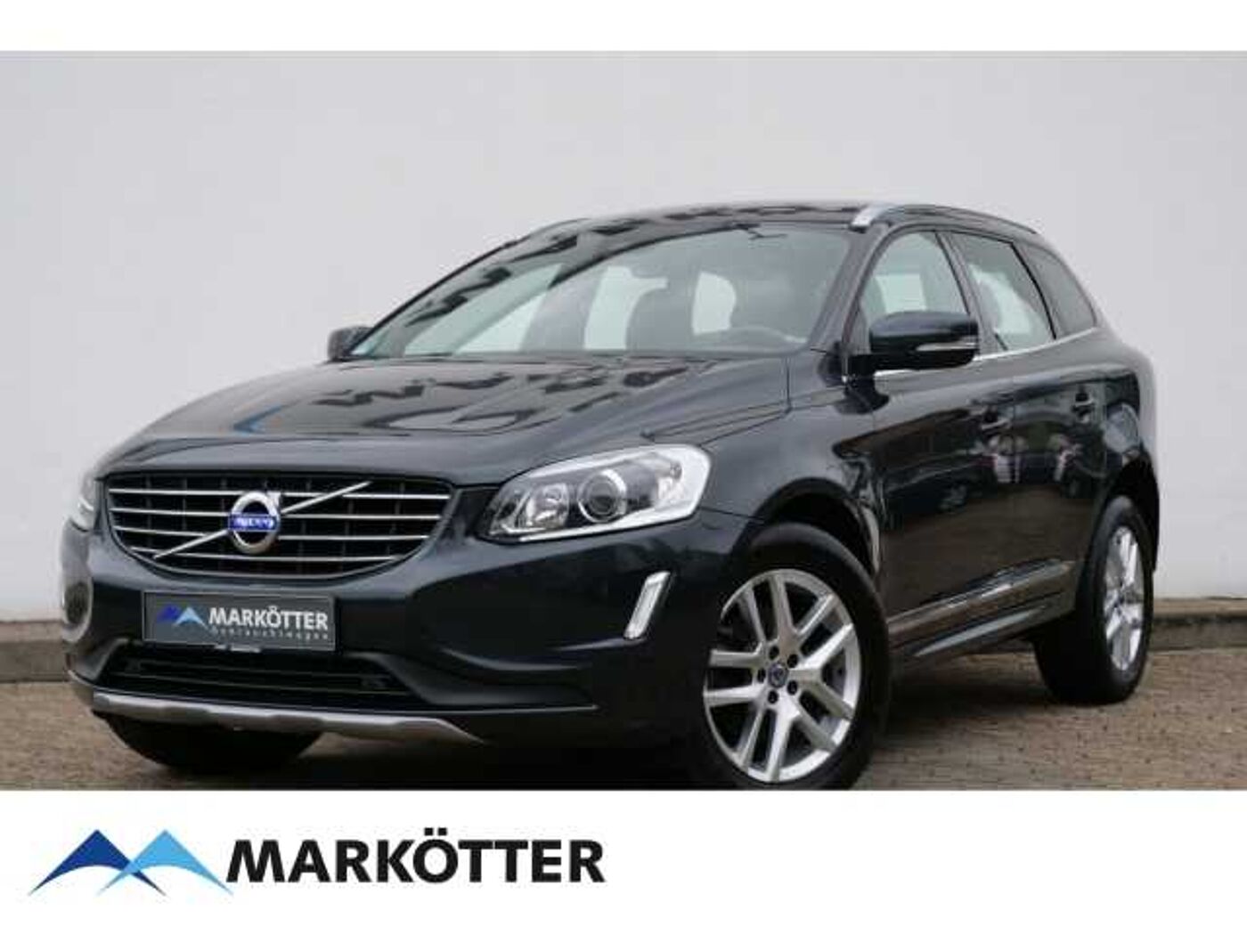 Volvo  D4 2WD Summum /Kamera/PDC vo + hi/