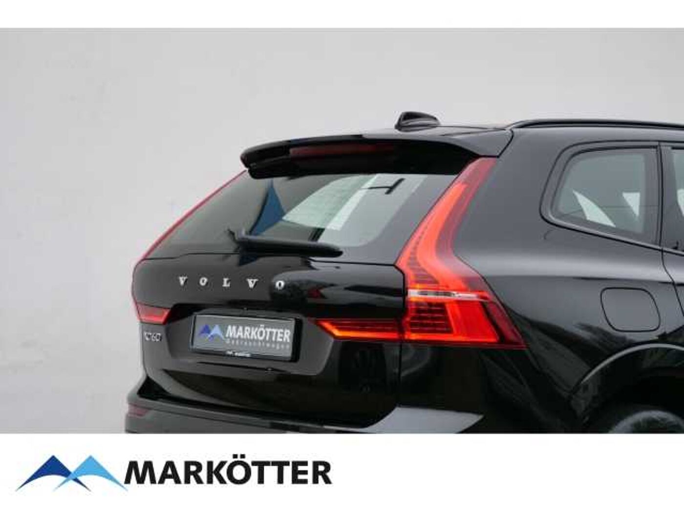 Volvo  T6 Twin Engine AWD R-Design /AHK/Pano/CAM/