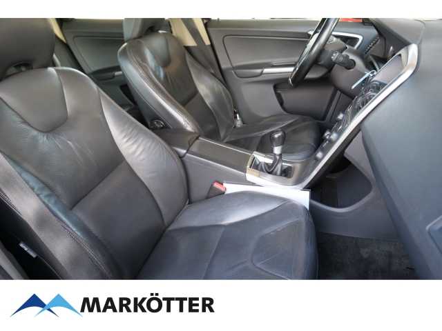 Volvo  D3 Summum /5-Zylinder/AHK/Scheckheft/