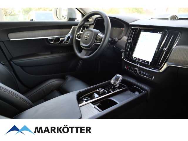 Volvo  CC