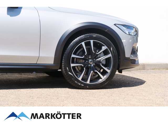 Volvo  CC