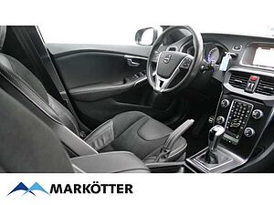 Volvo  D2 R-Design Navi/LED/Kamera/Keyless/18-Zoll