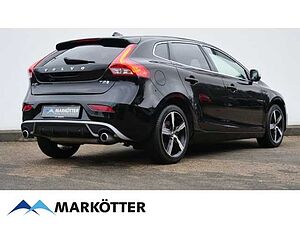 Volvo  D2 R-Design Navi/LED/Kamera/Keyless/18-Zoll