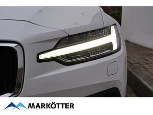 Volvo  D4 Momentum /Kamera/Ganzjahresreifen/