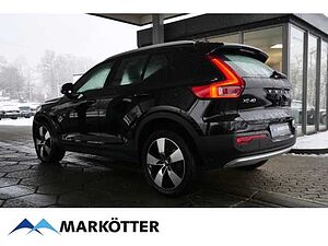 Volvo  T4 Momentum Pro Navi/Kamera/19-Zoll/BLIS