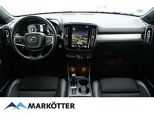 Volvo  T4 Momentum Pro Navi/Kamera/19-Zoll/BLIS