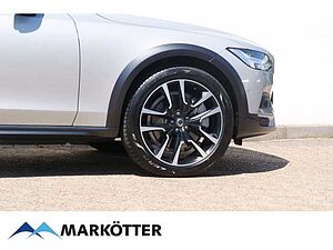 Volvo  CC