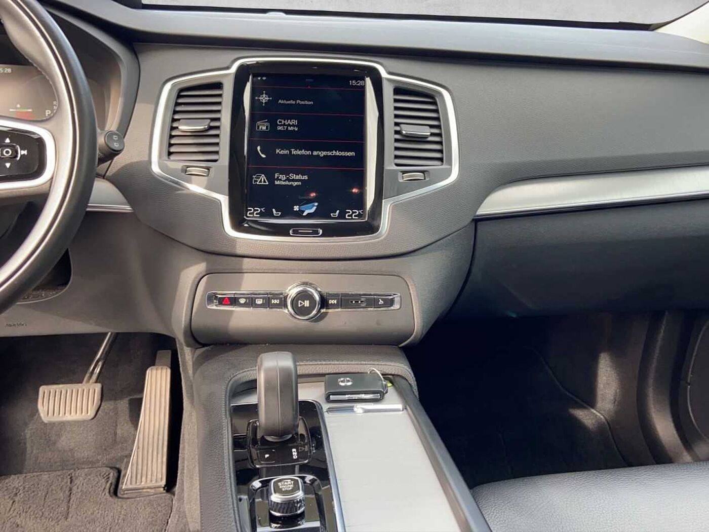 Volvo  XC 90 Inscription Expression Recharge Plug-In Hybr Bluetooth Navi LED Klima Einp