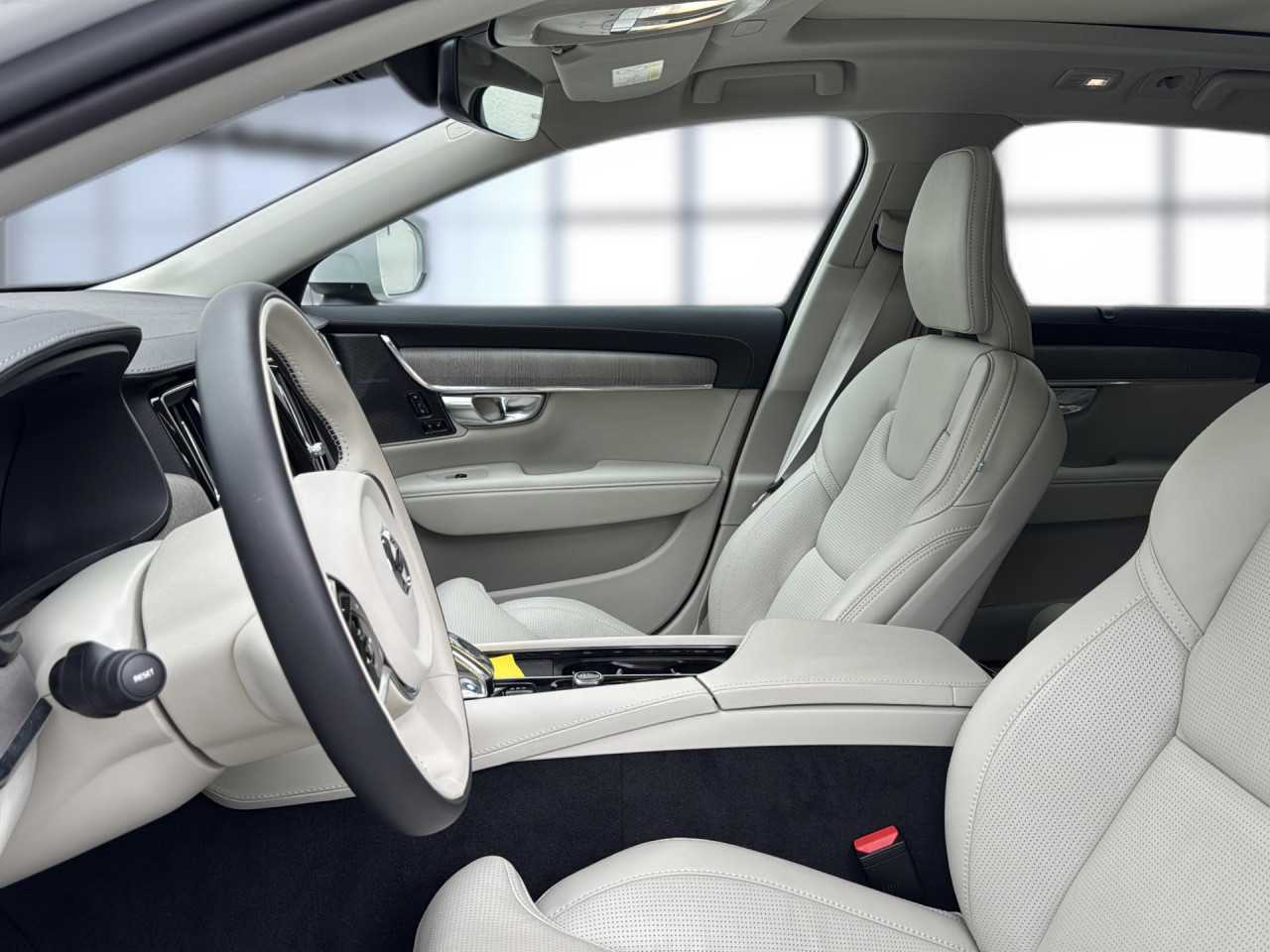 Volvo  Head Up Display Klima Standhzg Einparkhilfe el. Fenster