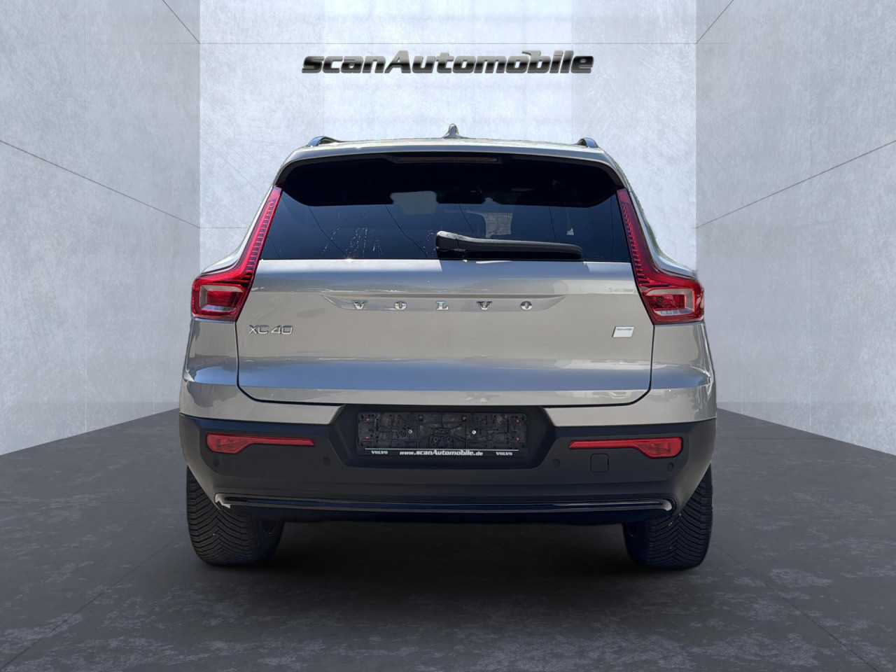 Volvo  XC40 Navi LED Klima Standhzg Einparkhilfe el. Fenster