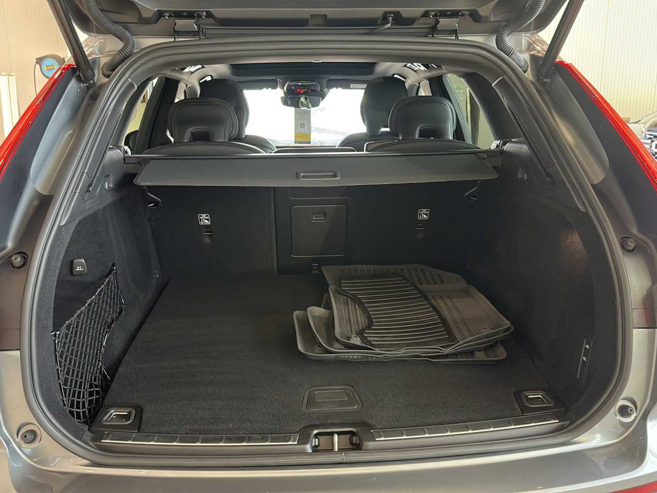Volvo  XC60 Bluetooth LED Klima Einparkhilfe el. Fenster