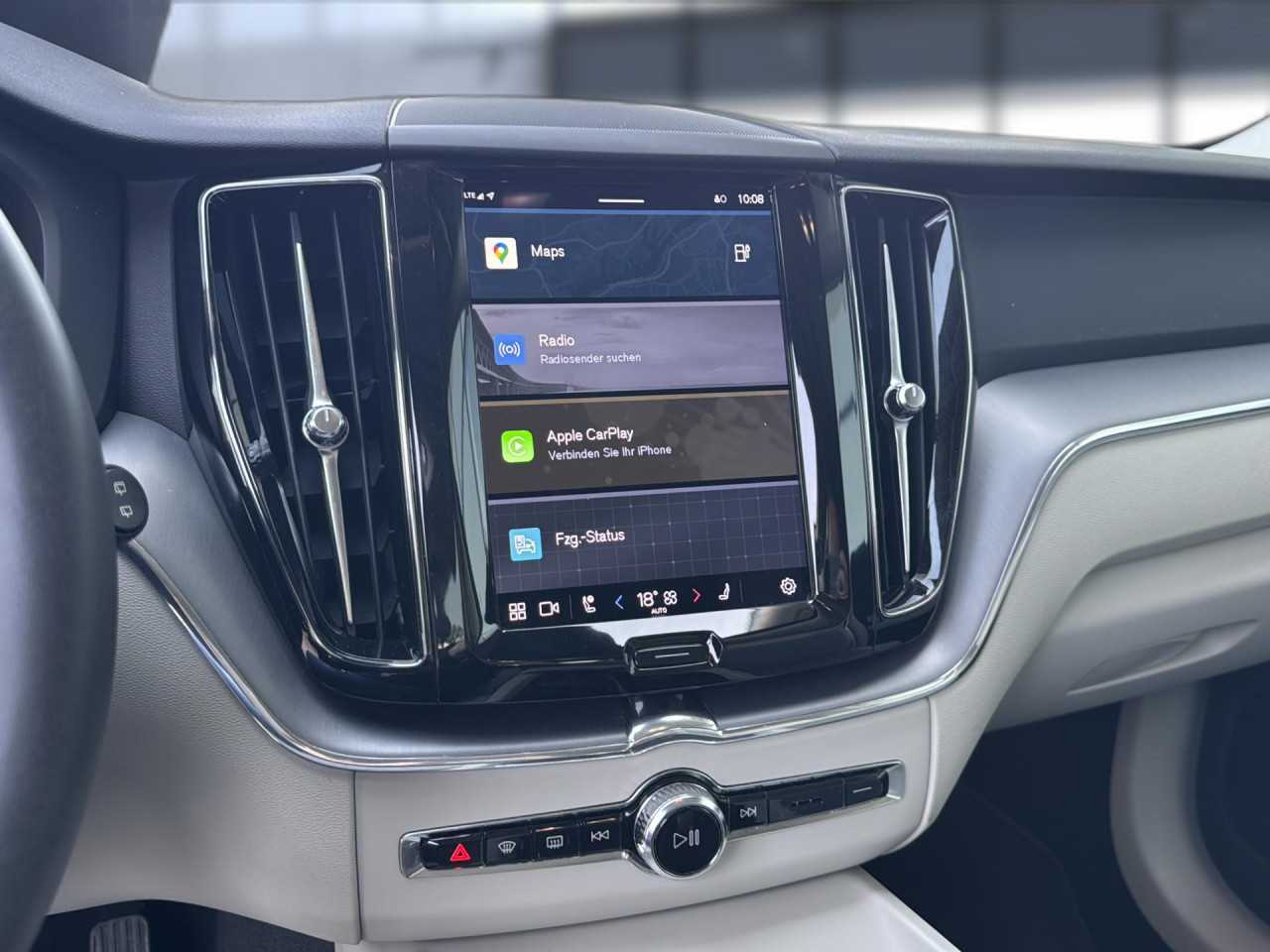 Volvo  XC60 Bluetooth Navi LED Klima Standhzg Einparkhilfe el. Fenster