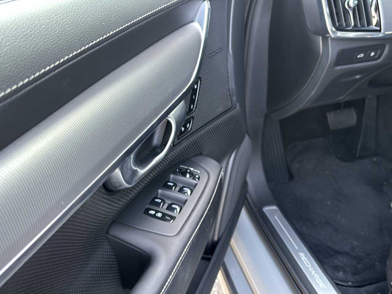 Volvo  Bluetooth Vollleder Klima Standhzg Einparkhilfe el. Fenster