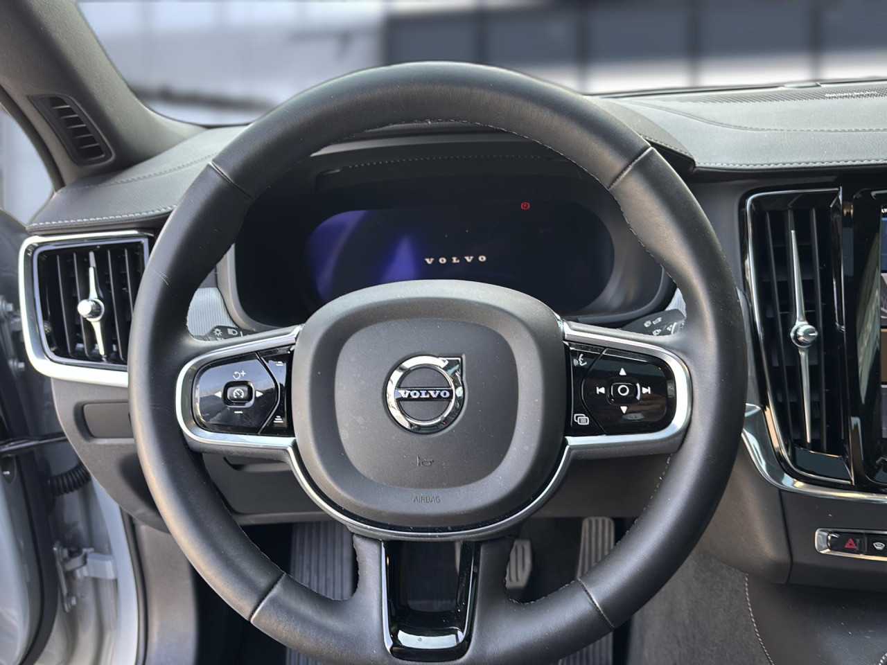 Volvo  Bluetooth Vollleder Klima Standhzg Einparkhilfe el. Fenster
