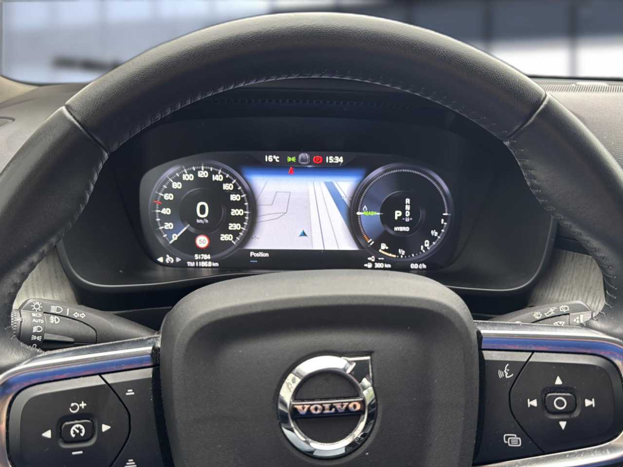 Volvo  XC40 Bluetooth LED Vollleder Klima Einparkhilfe el. Fenster