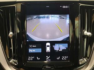 Volvo  XC 60 R Design AWD Bluetooth Navi LED Klima Einparkhilfe el. Fenster