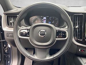 Volvo  XC 60 Inscription 2WD Bluetooth Navi LED Vollleder Klima Einparkhilfe el. Fenste