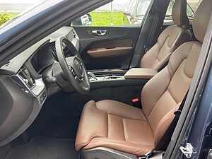 Volvo  XC 60 Inscription 2WD Bluetooth Navi LED Vollleder Klima Einparkhilfe el. Fenste