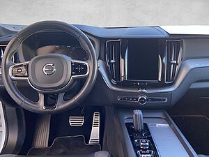 Volvo  XC 60 R Design 2WD Bluetooth Navi LED Klima Einparkhilfe el. Fenster