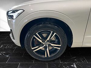 Volvo  XC 60 R Design 2WD Bluetooth Navi LED Klima Einparkhilfe el. Fenster