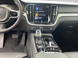 Volvo  V60 Inscription Recharge Plug-In Hybrid AWD Bluetooth Head Up Display Navi LED V