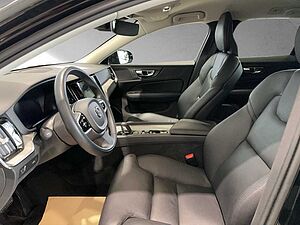 Volvo  V60 CC Pro AWD Bluetooth Navi LED Vollleder Klima Einparkhilfe el. Fenster