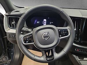 Volvo  XC 60 R Design Recharge Plug-In Hybrid AWD Bluetooth Navi LED Klima Einparkhilfe