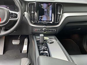 Volvo  XC 60 R Design AWD Bluetooth Navi LED Klima Standhzg Einparkhilfe el. Fenster