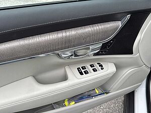 Volvo  Head Up Display Klima Standhzg Einparkhilfe el. Fenster
