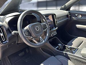 Volvo  XC40 Navi LED Klima Standhzg Einparkhilfe el. Fenster