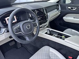 Volvo  XC60 Bluetooth Navi LED Klima Standhzg Einparkhilfe el. Fenster
