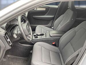 Volvo  XC40 Bluetooth Navi LED Klima Einparkhilfe el. Fenster