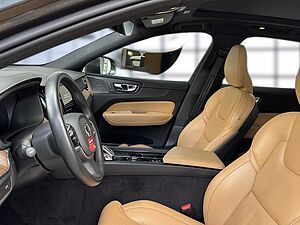 Volvo  XC60 Navi LED Vollleder Klima Standhzg Einparkhilfe el. Fenster