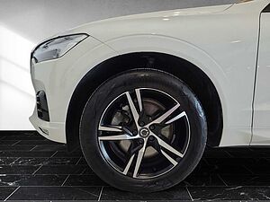 Volvo  XC 60 R Design 2WD Bluetooth Navi LED Klima Einparkhilfe el. Fenster