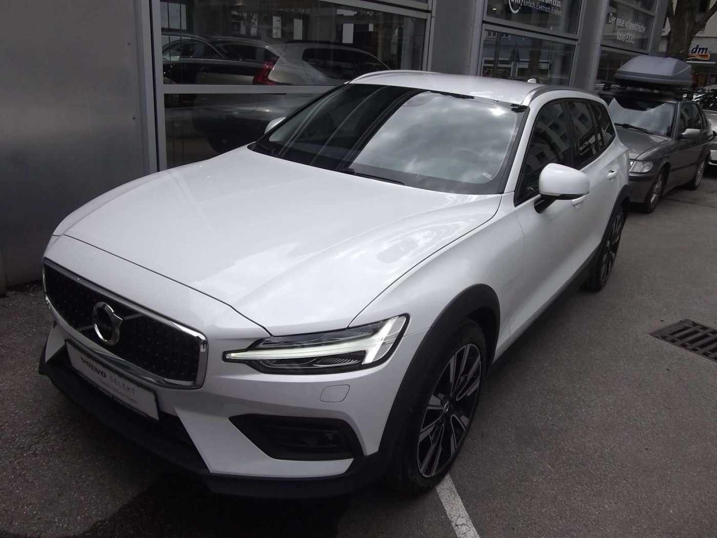 Volvo  Pro AWD