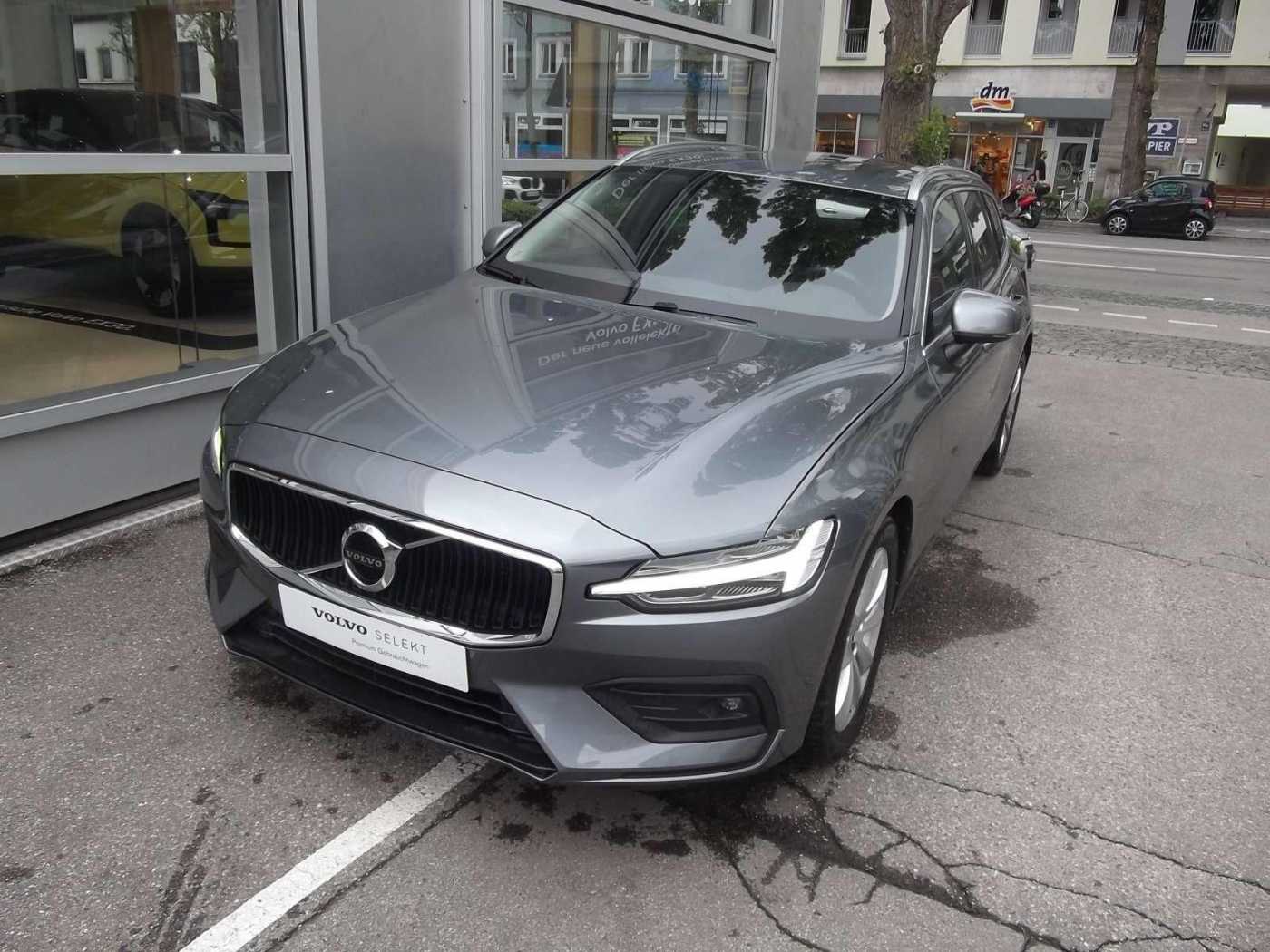 Volvo  Momentum Pro