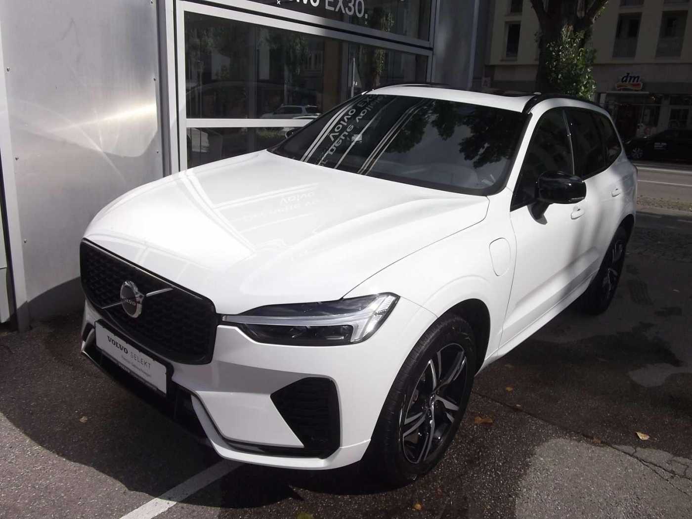 Volvo  R Design Recharge Plug-In Hybrid AWD