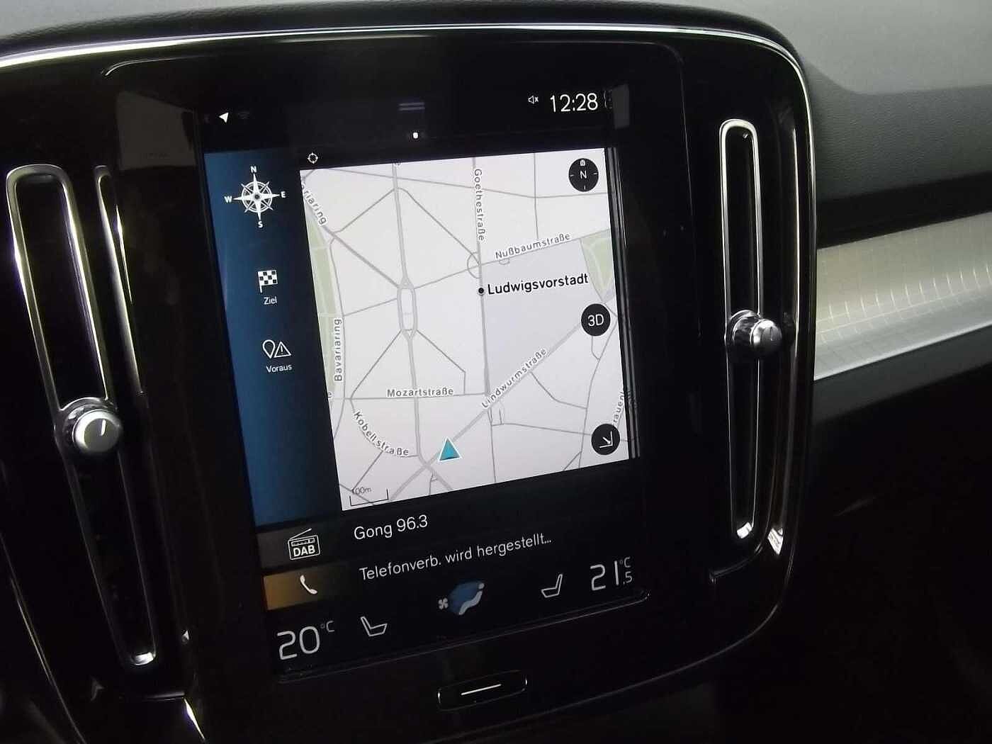 Volvo  Inscription Expression Recharge Plug-In Hyb