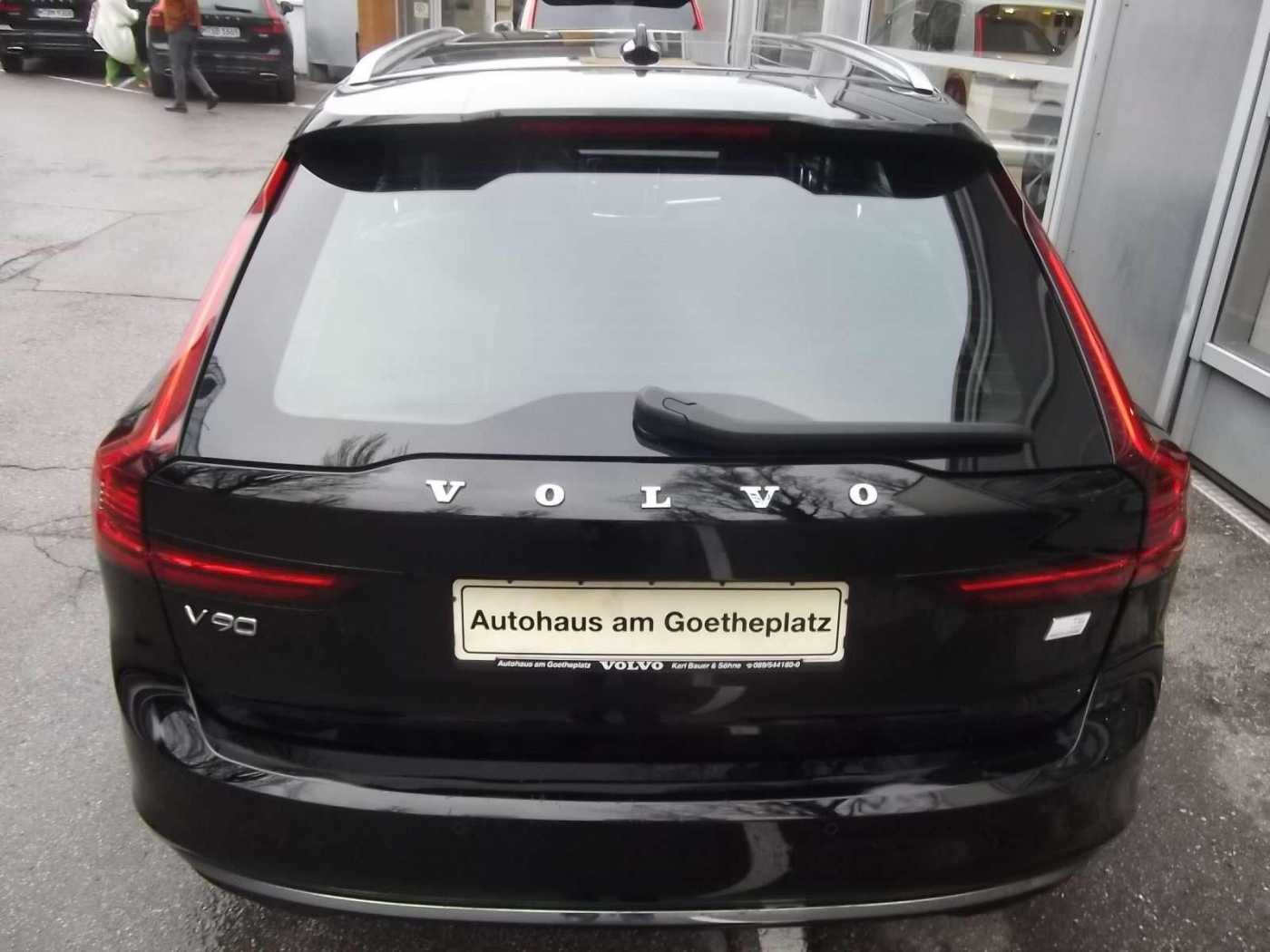 Volvo  Inscription Recharge Plug-In Hybrid AWD