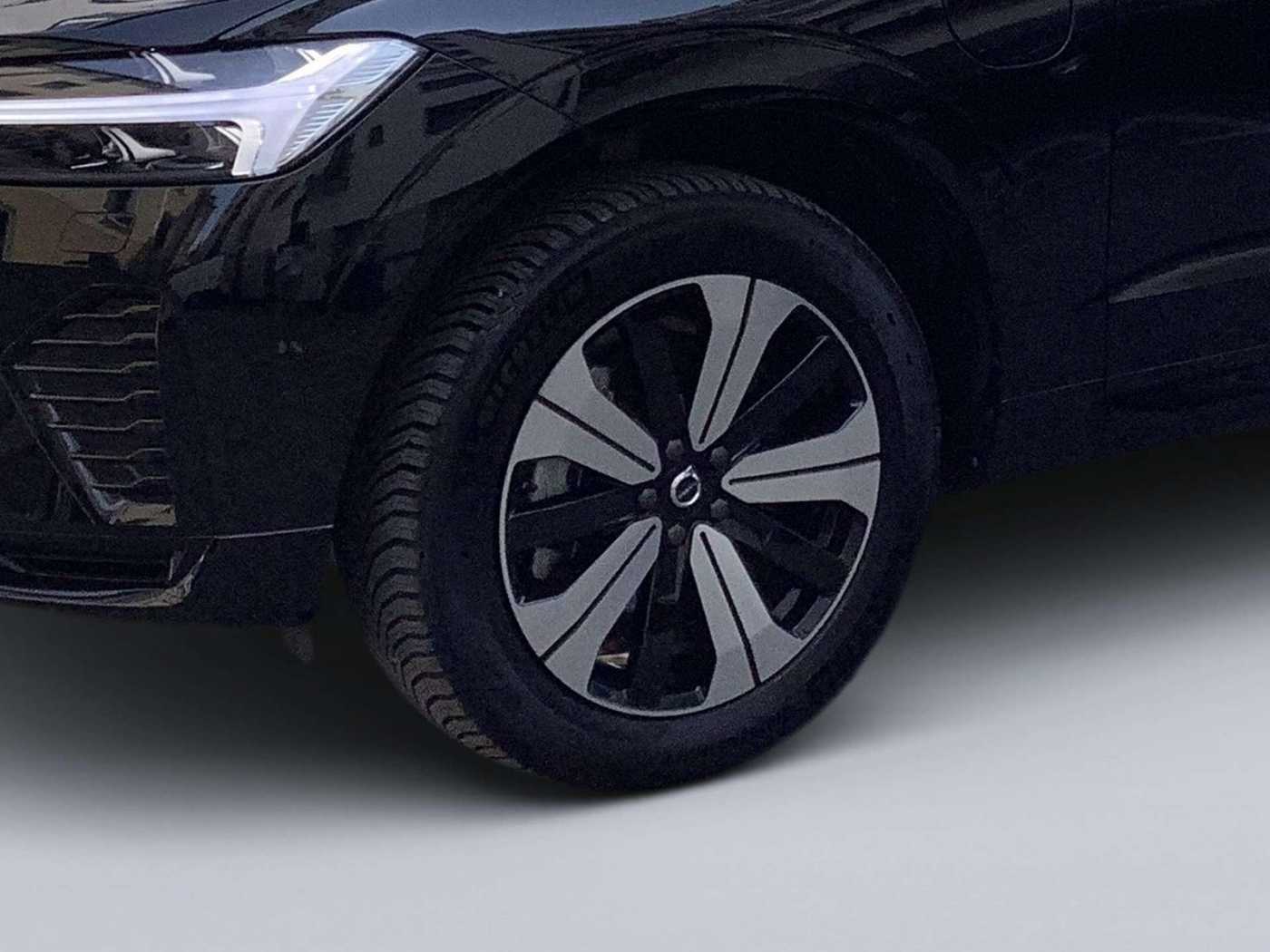 Volvo  T6 AWD Plug In Hybrid Plus Dark