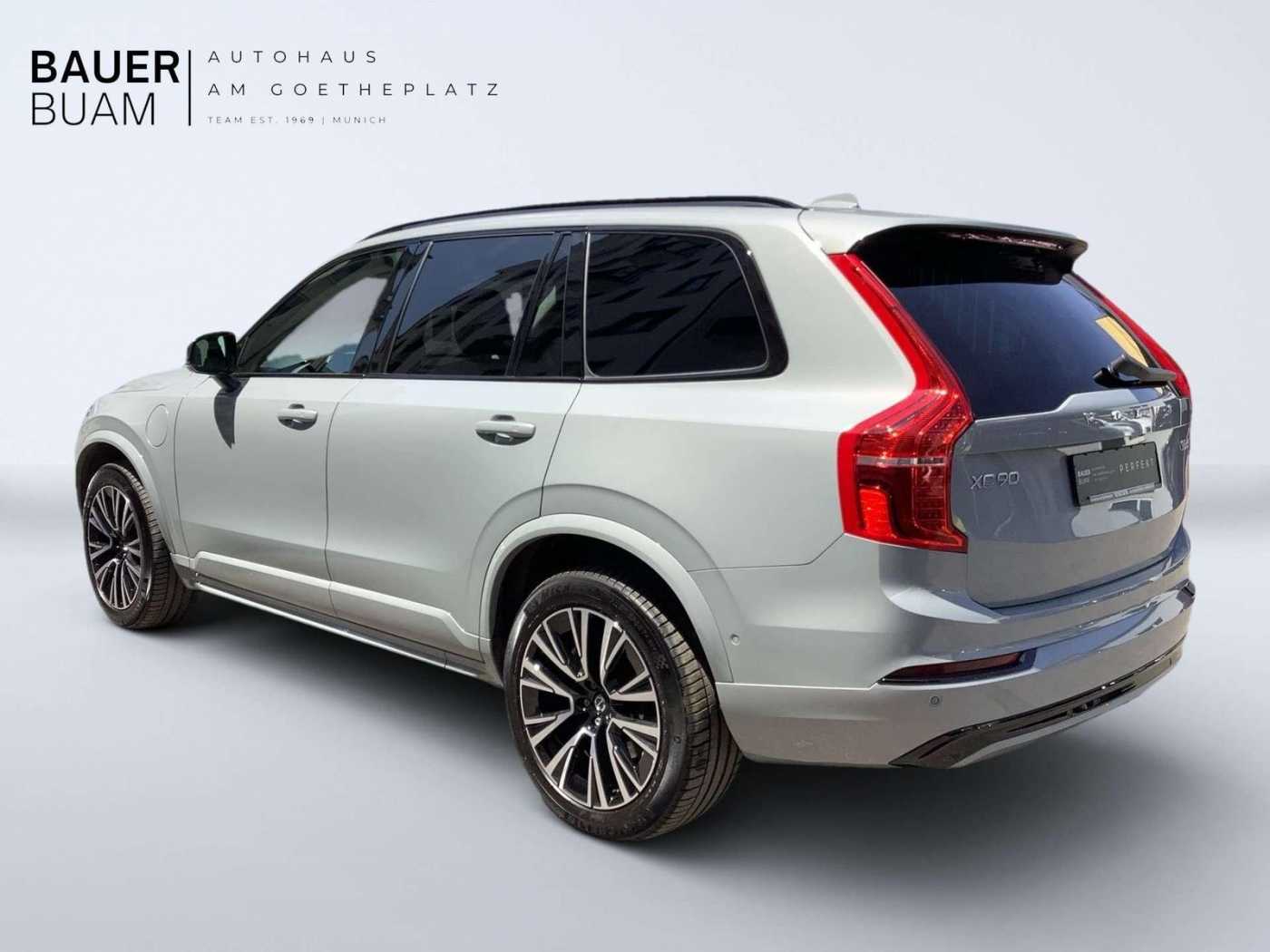 Volvo  Ultra Dark T8 7-Sitzer AWD Plug-In Hybrid
