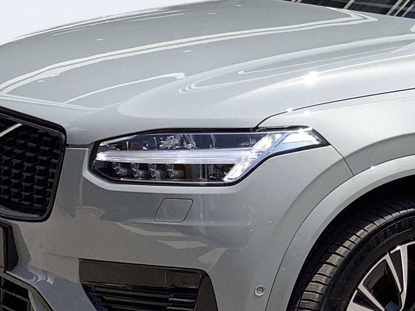 Volvo  Ultra Dark T8 7-Sitzer AWD Plug-In Hybrid