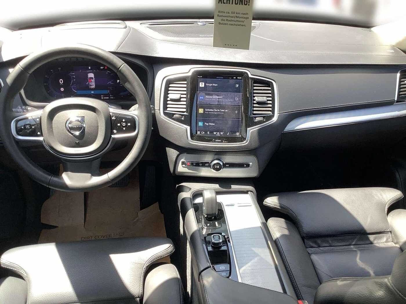 Volvo  Ultra Dark T8 7-Sitzer AWD Plug-In Hybrid
