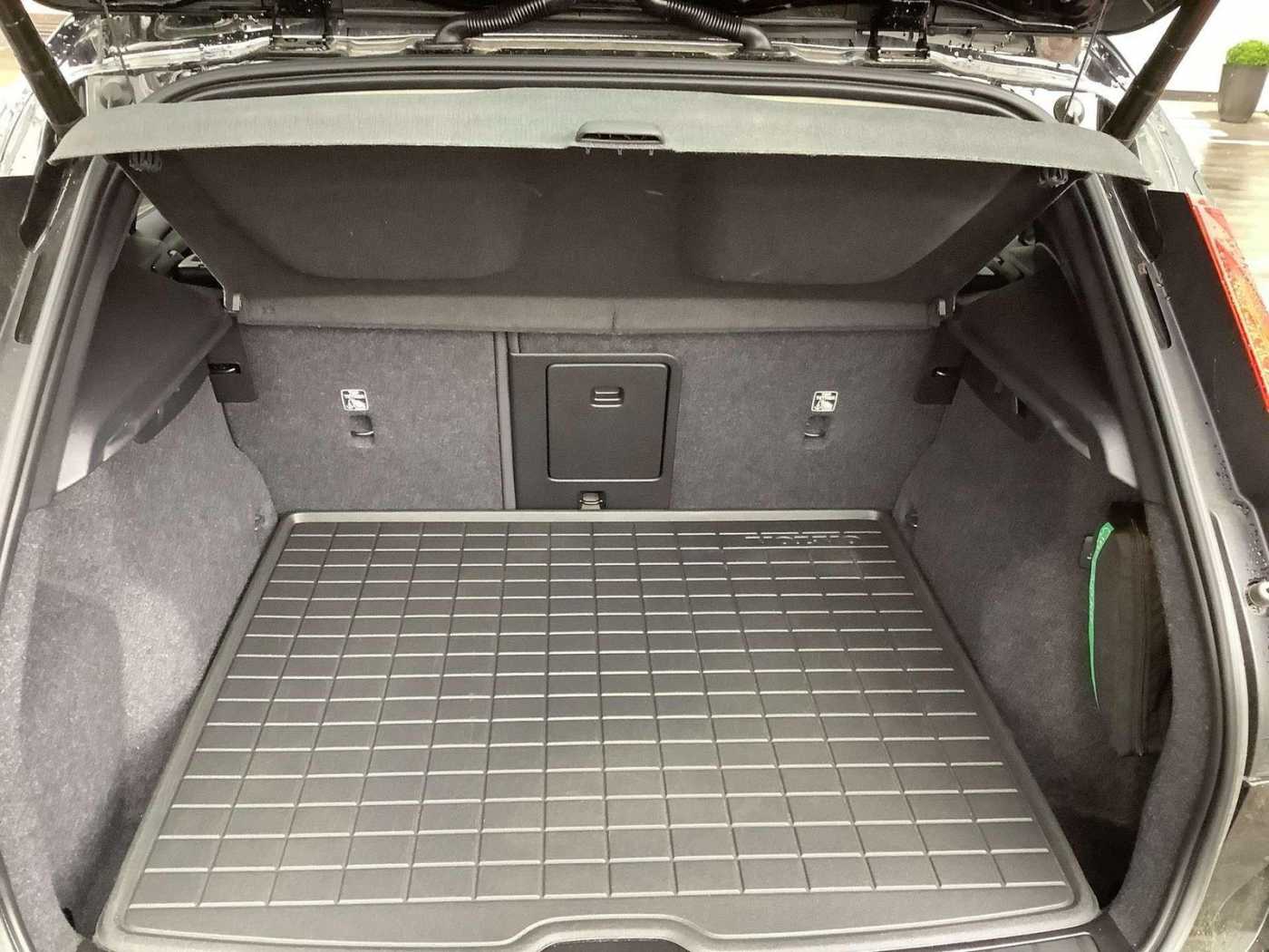Volvo  Inscription Expression Plug-In Hybrid 2WD